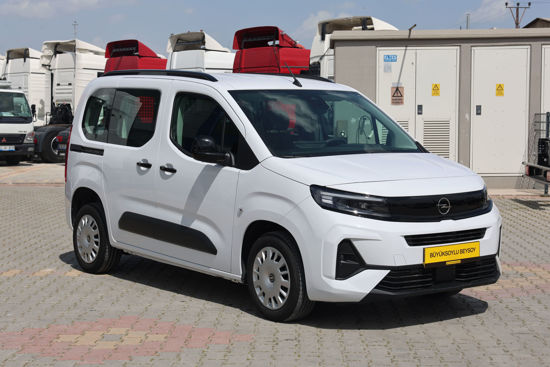 2025 MODEL OPEL COMBO ESSENTIAL 1.5 D M/T 130 Hp