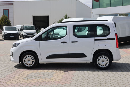 2025 MODEL OPEL COMBO ESSENTIAL 1.5 D M/T 130 Hp
