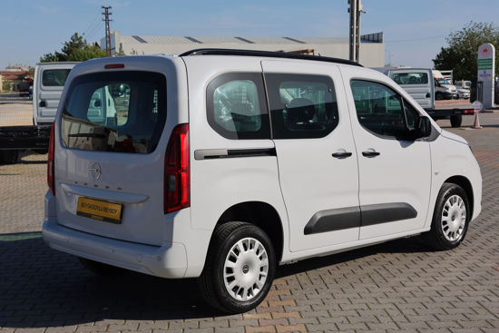 2025 MODEL OPEL COMBO ESSENTIAL 1.5 D M/T 130 Hp