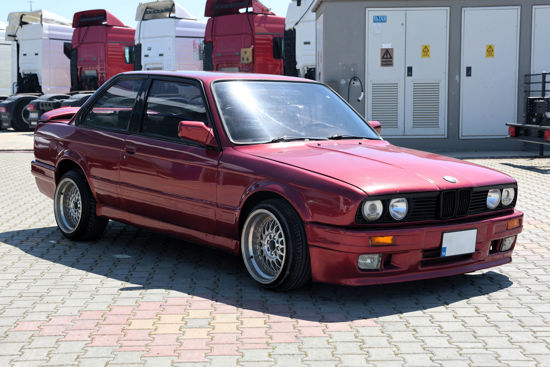 1983 MODEL KIRMIZI BMW 320İ