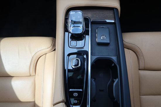 2023 MODEL VOLVO S90 B5 2.0 PLUS BRIGHT AWD GEARTRONIC 235 Hp