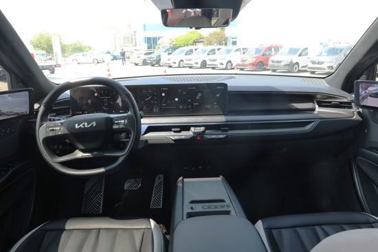 2025 MODEL KIA EV9 4X4 GT-LINE 7 KOLTUK 385 Hp