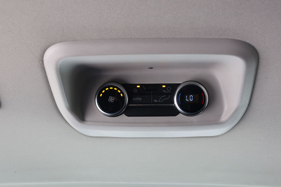 2025 MODEL FORD TOURNEO CUSTOM 2.0 ECOBLUE 320 L 8+1 TİTANİUM 170 Hp