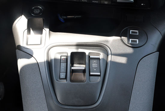 2025 MODEL PEUGEOT RIFTER 1.5 BLUEHDI ALLURE 130 Hp