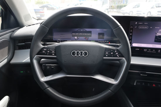 2025 MODEL AUDI Q3 1.5 TFSI S-TRONIC ADVANCED 150 Hp