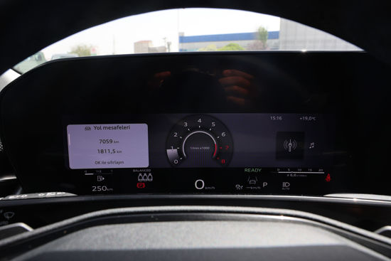 2025 MODEL AUDI Q3 1.5 TFSI S-TRONIC ADVANCED 150 Hp