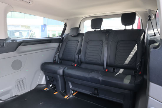 2025 MODEL FORD TOURNEO CUSTOM 2.0 ECOBLUE 320 L 8+1  TİTANİUM PLUS 170 Hp (OTOMOBİL RUHSATLI)