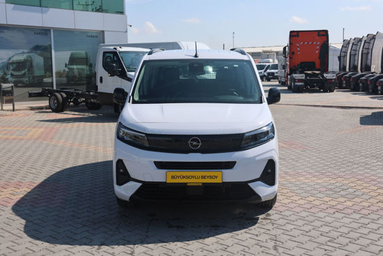 2025 MODEL OPEL COMBO ESSENTIAL 1.5 D M/T 130 Hp
