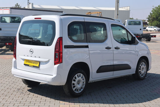 2025 MODEL OPEL COMBO ESSENTIAL 1.5 D M/T 130 Hp
