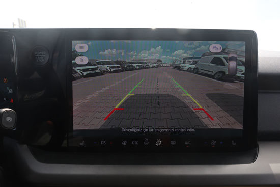 2025 MODEL FORD E-TOURNEO COURİER TİTANIUM 136 HP