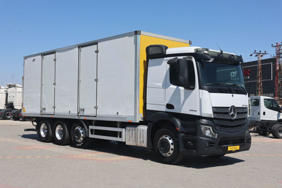 2022 MODEL MERCEDES - BENZ ACTROS 3232 L ADR LİFLİ KAPALI POLYESTER KASALI KAMYON A/C (YATAKLI) A/T