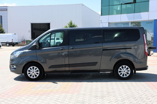 2022 MODEL FORD TOURNEO CUSTOM 2.0 ECOBLUE 320 L 8+1 TİTANİUM 170 Hp A/T (OTOMOBİL RUHSATLI)