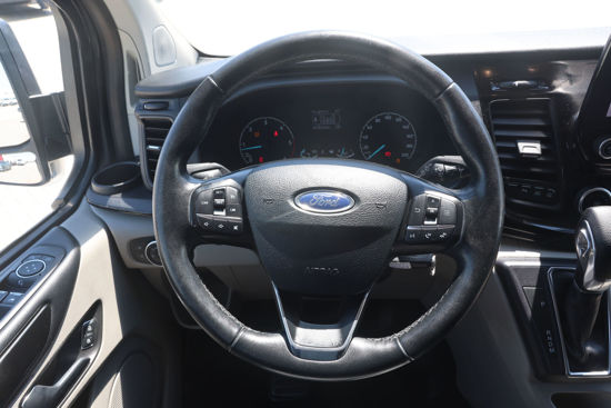 2022 MODEL FORD TOURNEO CUSTOM 2.0 ECOBLUE 320 L 8+1 TİTANİUM 170 Hp A/T (OTOMOBİL RUHSATLI)