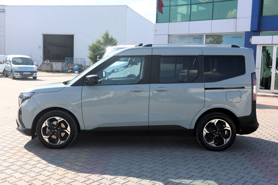 2025 MODEL FORD E-TOURNEO COURİER TİTANIUM 136 HP