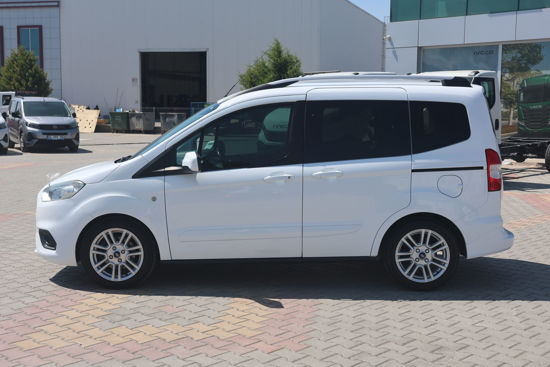 2021 MODEL FORD TOURNEO COURIER KOMBİ 1.5 TDCI TİTANIUM 100 Hp