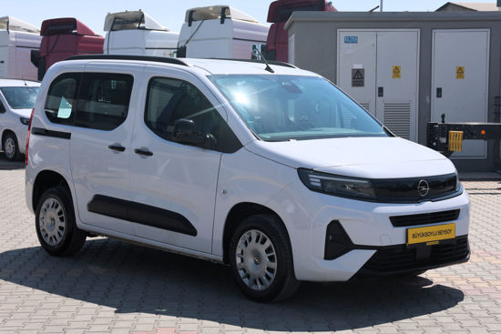2026 MODEL OPEL COMBO ESSENTIAL 1.5 D 130 Hp A/T