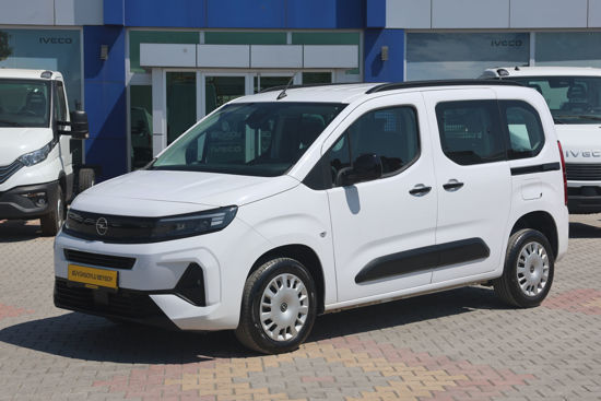 2026 MODEL OPEL COMBO ESSENTIAL 1.5 D 130 Hp A/T