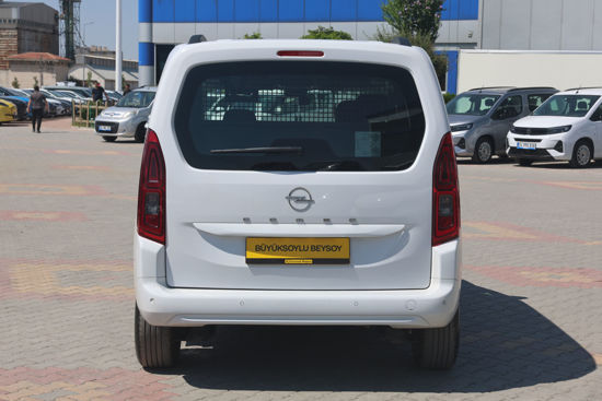 2026 MODEL OPEL COMBO ESSENTIAL 1.5 D 130 Hp A/T