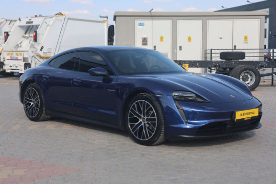 2022 MODEL PORSCHE TAYCAN PERFORMANCE PLUS 476 Hp