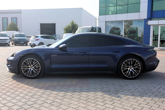 2022 MODEL PORSCHE TAYCAN PERFORMANCE PLUS 476 Hp