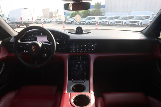 2022 MODEL PORSCHE TAYCAN PERFORMANCE PLUS 476 Hp