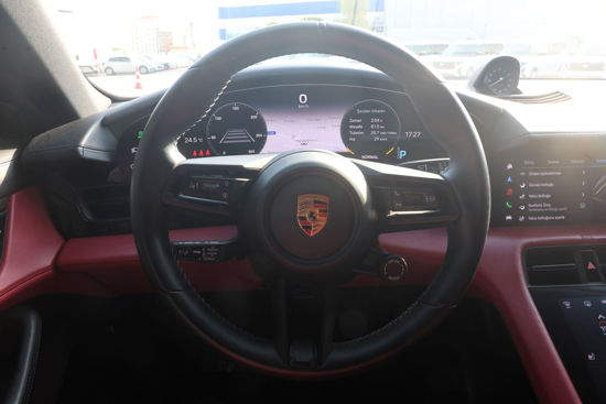 2022 MODEL PORSCHE TAYCAN PERFORMANCE PLUS 476 Hp