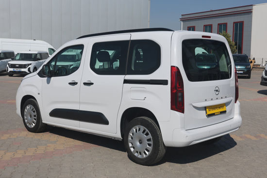 2025 MODEL OPEL COMBO ESSENTIAL 1.5 D M/T 130 Hp