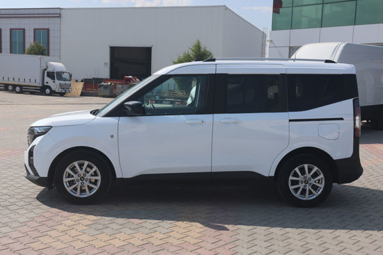 2024 MODEL FORD TOURNEO COURIER KOMBİ 1.5 ECOBLUE TITANIUM 100 Hp