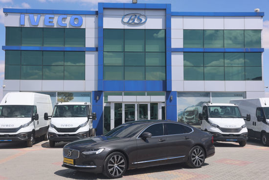 2023 MODEL VOLVO S90 B5 2.0 PLUS BRIGHT AWD GEARTRONIC 235 Hp
