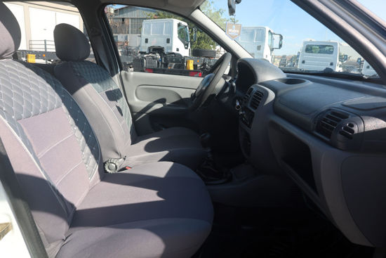 2000 MODEL RENAULT CLIO SYMBOL 1.4 LPG AUTHENTIQUE 75 Hp