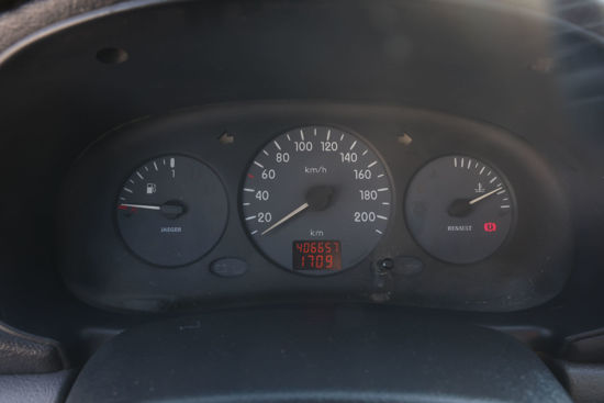 2000 MODEL RENAULT CLIO SYMBOL 1.4 LPG AUTHENTIQUE 75 Hp