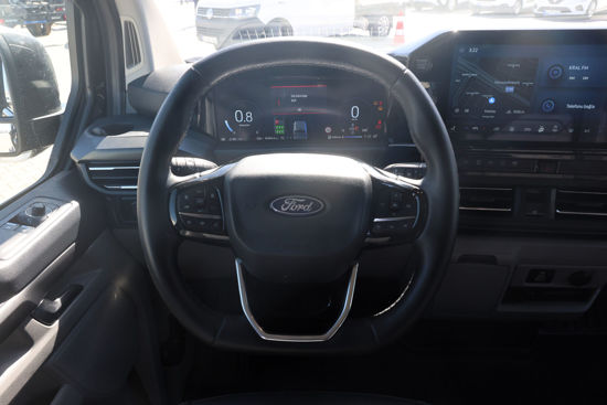 2025 MODEL FORD TOURNEO CUSTOM 2.0 ECOBLUE 320 L 8+1  TİTANİUM PLUS 170 Hp (OTOMOBİL RUHSATLI)