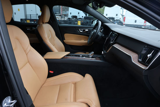 2023 MODEL VOLVO S60 B5 2.0 PLUS DARK 250 Hp