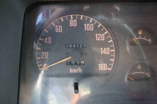 1999 MODEL ISUZU NPR AÇIK AHŞAP KASALI TENTELİ KAMYON