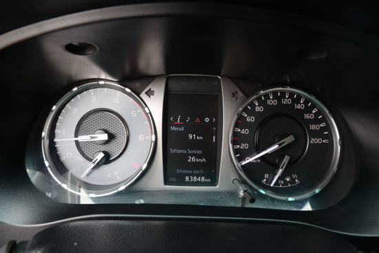 2023 MODEL TOYOTA HILUX 2.4 D-4D 4X4 ADVENTURE 150 Hp M/T