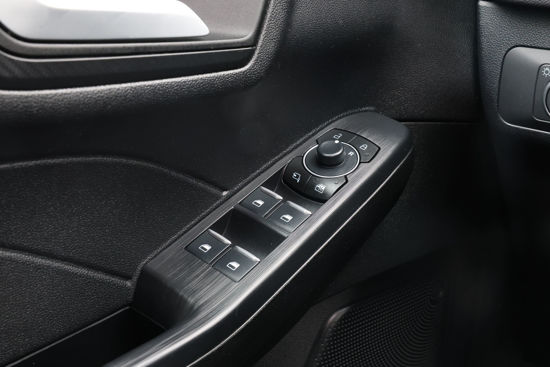 2025 MODEL FORD KUGA 1.5 ECOBOOST ST-LINE 182 Hp A/T