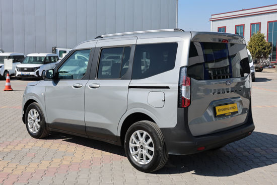 2026 MODEL FORD TOURNEO COURİER KOMBİ 1.5 ECOBLUE TITANIUM 100 Hp