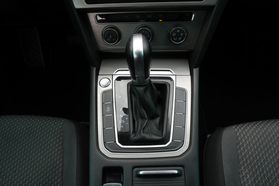 2019 MODEL VOLKSWAGEN PASSAT 1.6 TDI BLUEMOTION IMPRESSION DSG 120 Hp