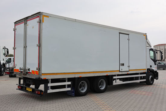 2018 MODEL IVECO EURO CARGO 160 E 25 10 TEKER POLYESTER KASA KAMYON (YATAKLI) A/C