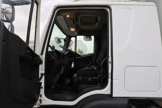 2018 MODEL IVECO EURO CARGO 160 E 25 10 TEKER POLYESTER KASA KAMYON (YATAKLI) A/C