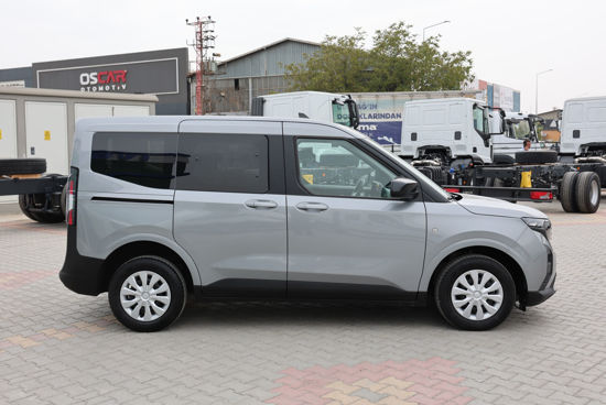 2025 MODEL FORD TOURNEO COURIER KOMBİ 1.0 ECOBOOST DLX 125 Hp A/T