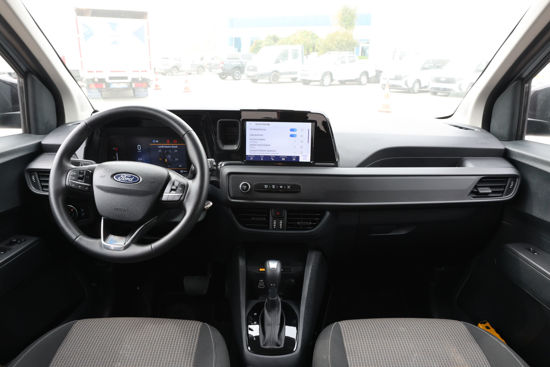 2025 MODEL FORD TOURNEO COURIER KOMBİ 1.0 ECOBOOST DLX 125 Hp A/T